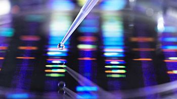 Primer antibiótico con IA. Primer antibiótico con IA.