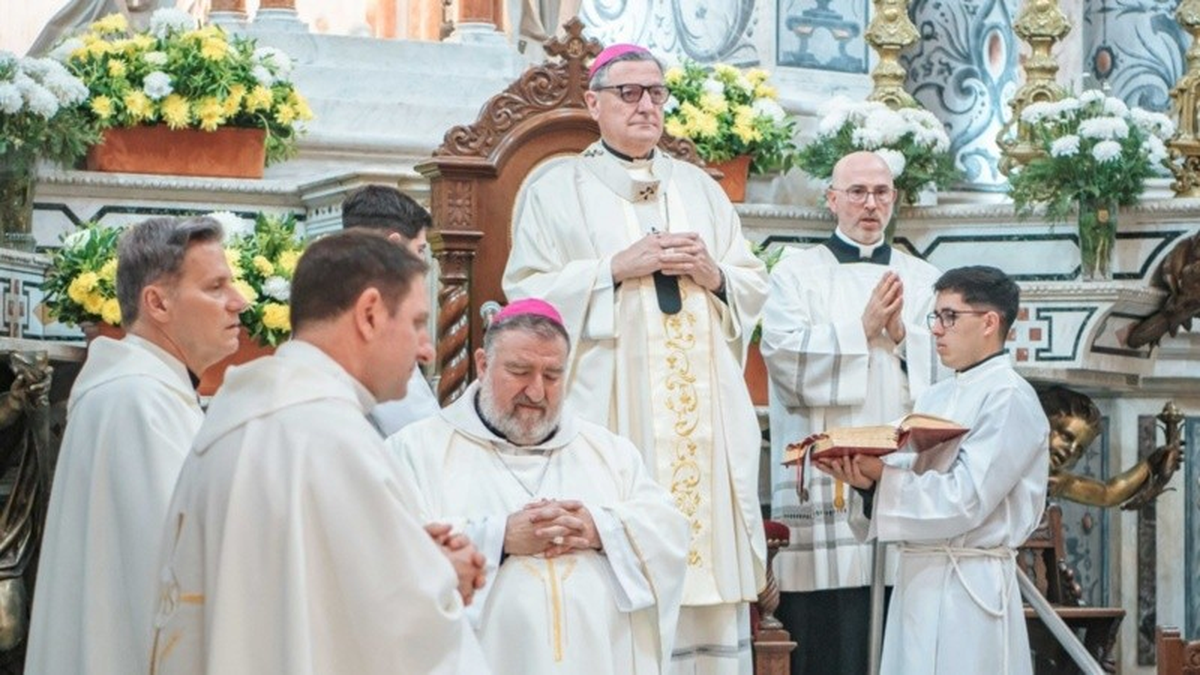 El monseñor resaltó que "tiene que haber políticas de fondo para salir adelante". El monseñor resaltó que "tiene que haber políticas de fondo para salir adelante".