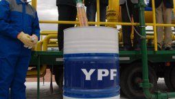 altText(YPF: Quita de concesiones y expropiación)}