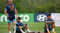 Lamine Yamal trabajó al margen del grupo en la previa de la final ante Argentina y encendió la preocupación en España por su estado físico. Lamine Yamal trabajó al margen del grupo en la previa de la final ante Argentina y encendió la preocupación en España por su estado físico.