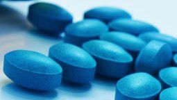 Advierten sobre los riesgos para la salud de tomar Viagra sin control médico.