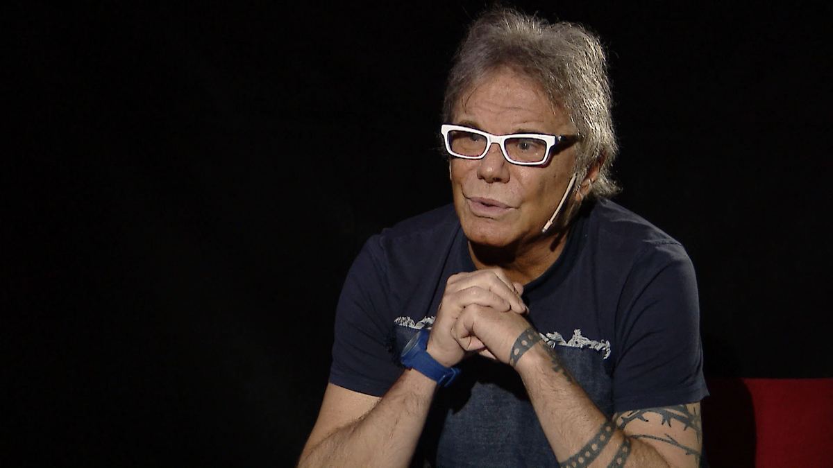 Beto Casella, conductor de Bendita, defendió a Flor de la V. Beto Casella, conductor de Bendita, defendió a Flor de la V.