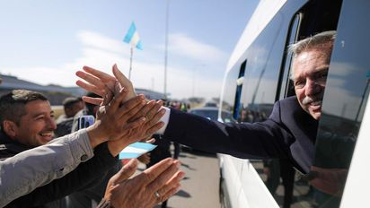 9 de Julio para rescatar a un Presidente del naufragio