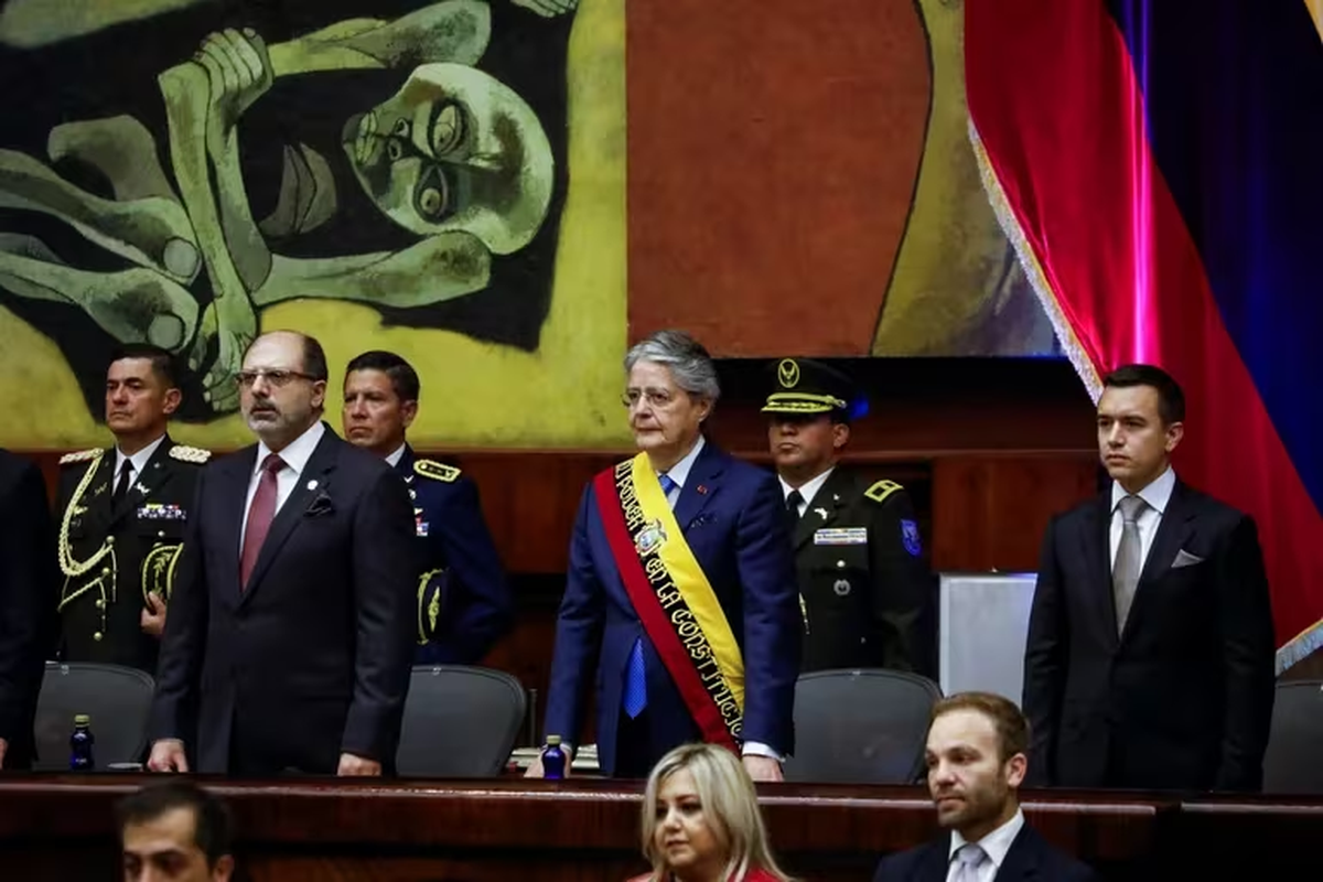 Henry Kronfle, Guillermo Lasso y Daniel Noboa. Henry Kronfle, Guillermo Lasso y Daniel Noboa.