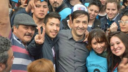 Polémica con intendente K y un sorteo militante al Mundial