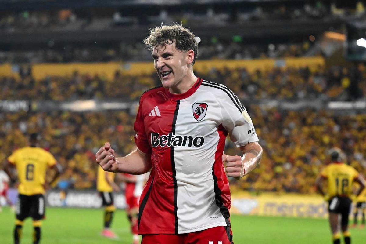 Facundo Colidio festeja su gol. Fue el segundo de River