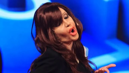 Fátima Flores, imitadora de Cristina Kirchner y novia de Javier Milei, volverá con el candidato a presidente a sentarse en la mesa de Mirtha Legrand.