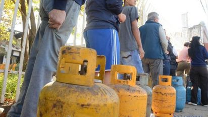 Reclamo empresario por deuda y aumento en las garrafas