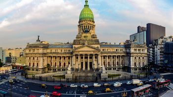 Diputados analizaron la Ley de Incentivo a la Construcción Diputados analizaron la Ley de Incentivo a la Construcción
