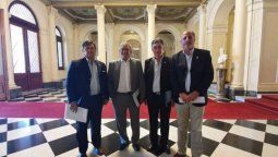 altText(Para bajar la tensión, Alberto F. recibió a la Mesa de Enlace)}