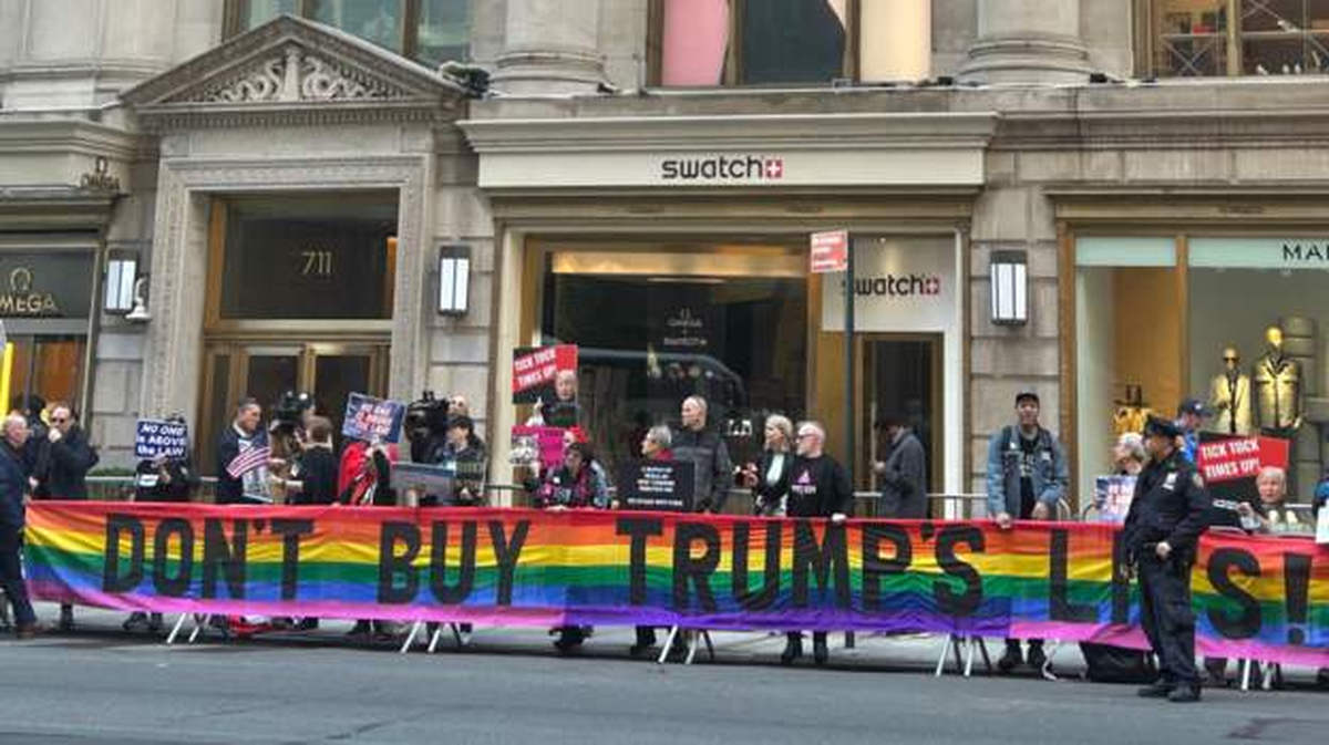 Anti Trump