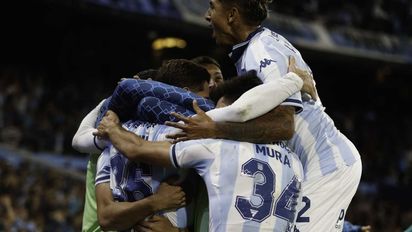 Racing: el fallo de Conmebol contra Colo Colo ¿beneficia? al equipo de Costas