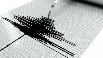 Doble advertencia en Japón tras terremoto.