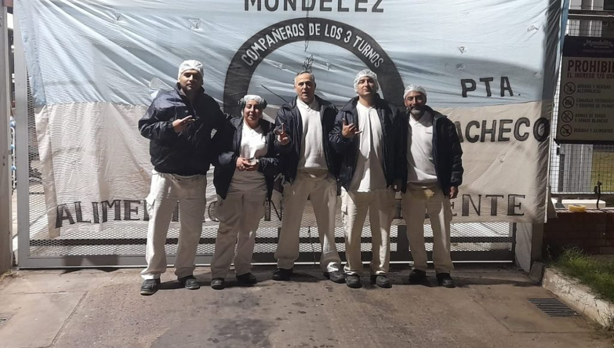 "Es lamentable tener que llegar a estas medidas de fuerzas", se lamentan y disparan contra Javier Milei. "Es lamentable tener que llegar a estas medidas de fuerzas", se lamentan y disparan contra Javier Milei.