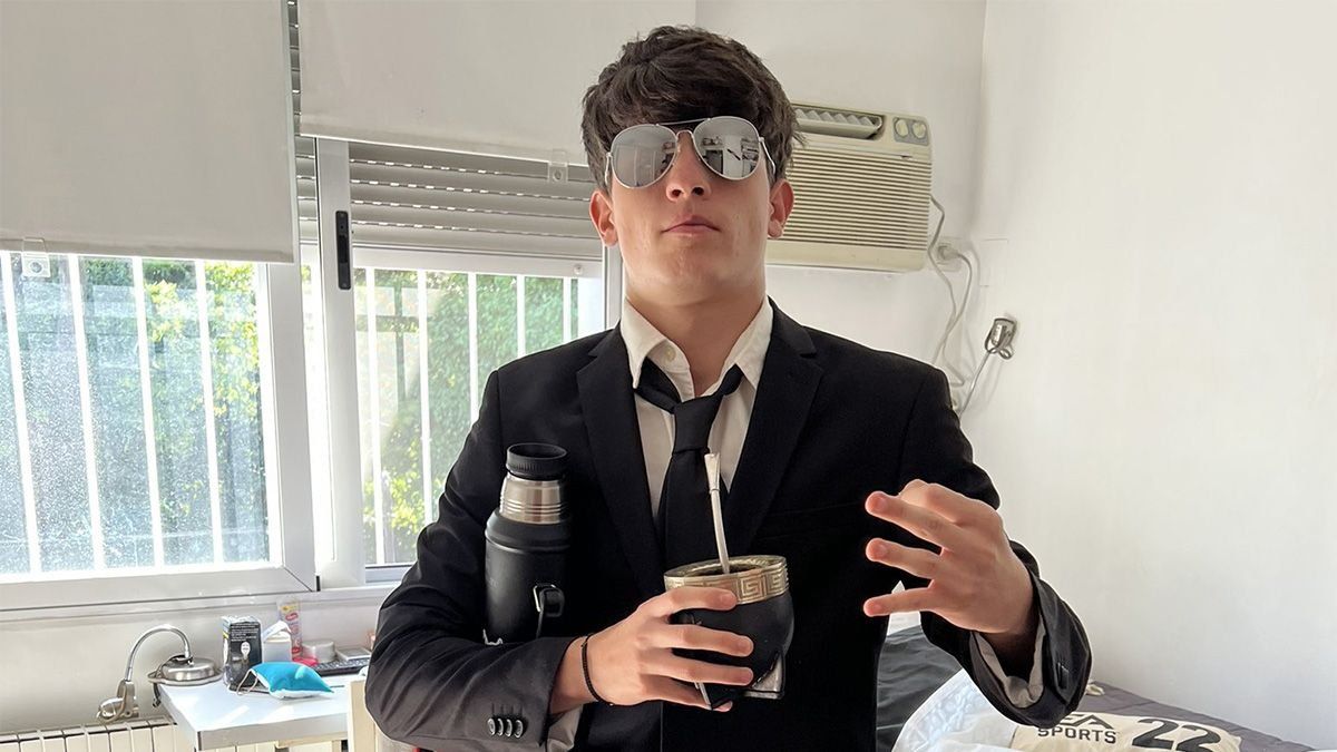 FacundoIriondo, joven streamer y “creador decontenido”, lanzó una “picante”definición a raíz de las polémicas que genera la Copa Potrero que organiza elex futbolista, Sergio Agüero. (Foto: X @facuiriondo)