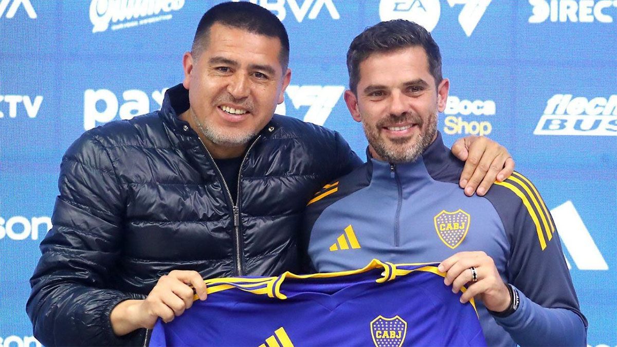 Juan Román Riquelme parece que le da el gusto al técnico de Boca, Fernando Gago, debido a que un ídolo de la MLS confirmó su salida del FC Cincinnati. Juan Román Riquelme parece que le da el gusto al técnico de Boca, Fernando Gago, debido a que un ídolo de la MLS confirmó su salida del FC Cincinnati.