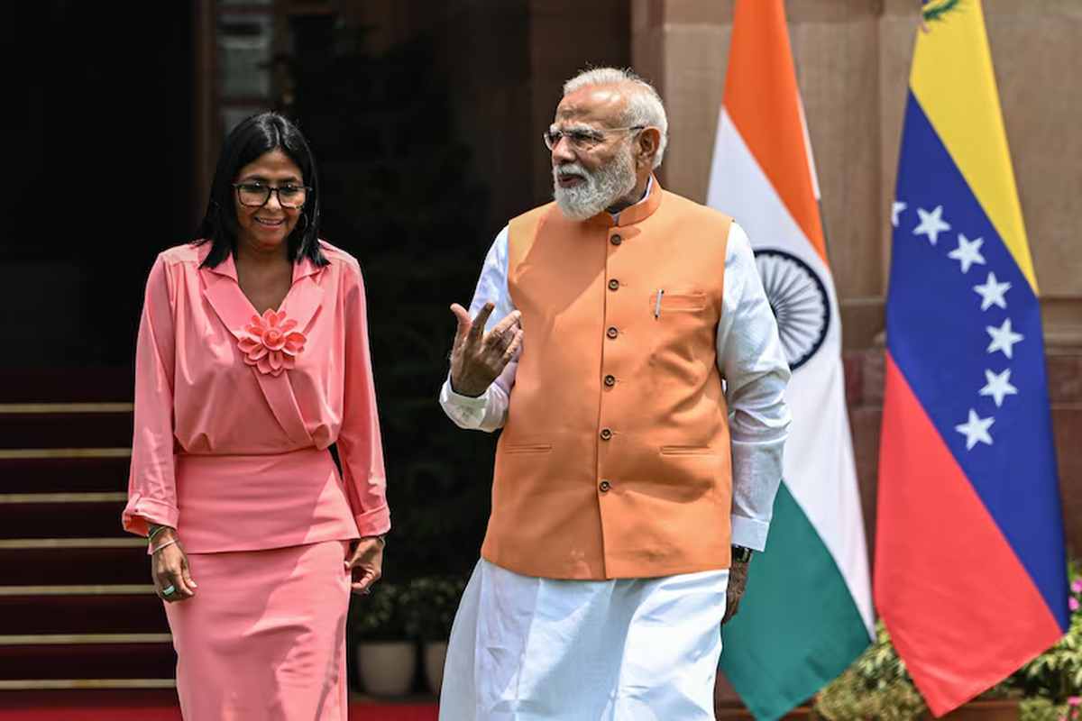 Delcy Rodriguez junto a Narendra Modi en la Casa Hyderabad en Nueva Delhi, 4 de junio. | AP NEWS Delcy Rodriguez junto a Narendra Modi en la Casa Hyderabad en Nueva Delhi, 4 de junio. | AP NEWS