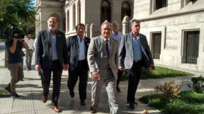 Basterra calma las aguas y por ahora, no se anunciarán retenciones a la soja