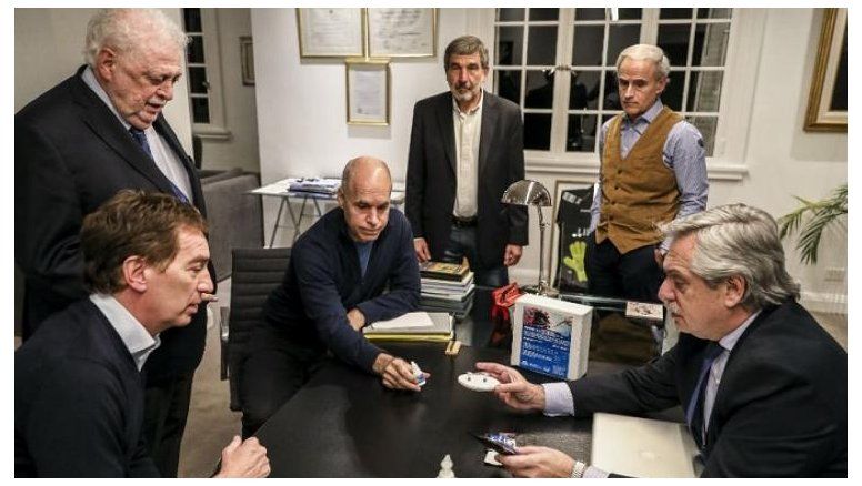 Continúa bajando la aprobación a la gestión de Alberto Fernández