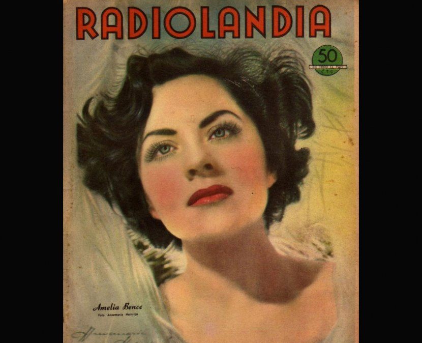 Amelia Bence en la portada de Radiolandia, en junio de 1950.