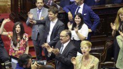 altText(Marcha peronista y euforia K: La Asamblea Legislativa proclamó la fórmula ganadora)}