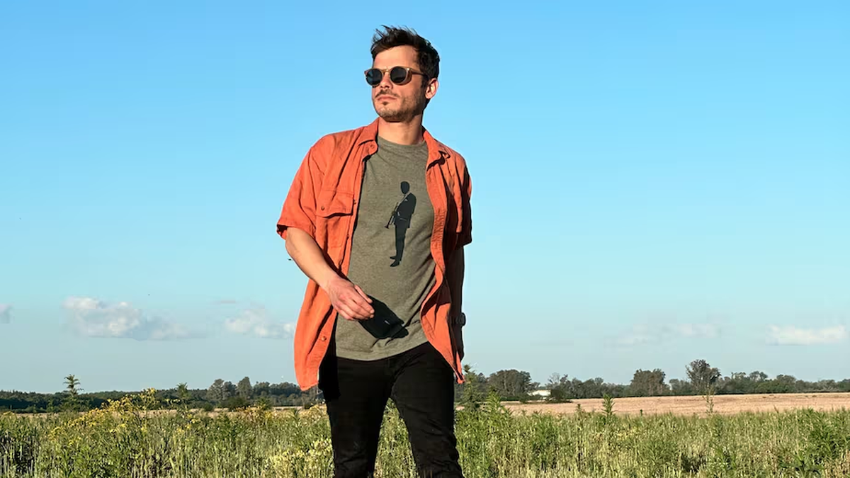 Con la renovación de Código Viaje, Telefe busca reconectar emocionalmente con una audiencia cansada del ruido televisivo. Con la renovación de Código Viaje, Telefe busca reconectar emocionalmente con una audiencia cansada del ruido televisivo.