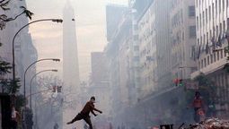 La imagen de Javier Milei se desploma y el riesgo percibido de estallido social crece... La imagen de Javier Milei se desploma y el riesgo percibido de estallido social crece...