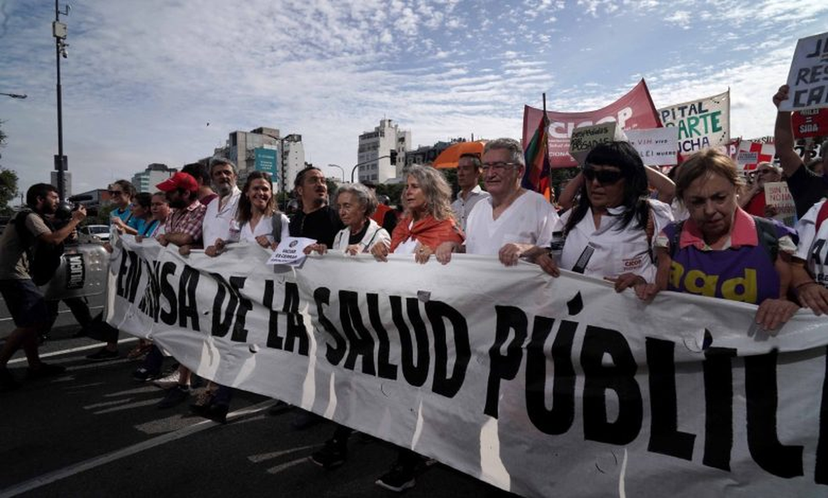 Defensa por la Salud Pública. Defensa por la Salud Pública.
