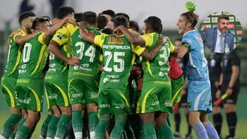 defensa eliminara al lider del brasileirao defensa eliminara al lider del brasileirao