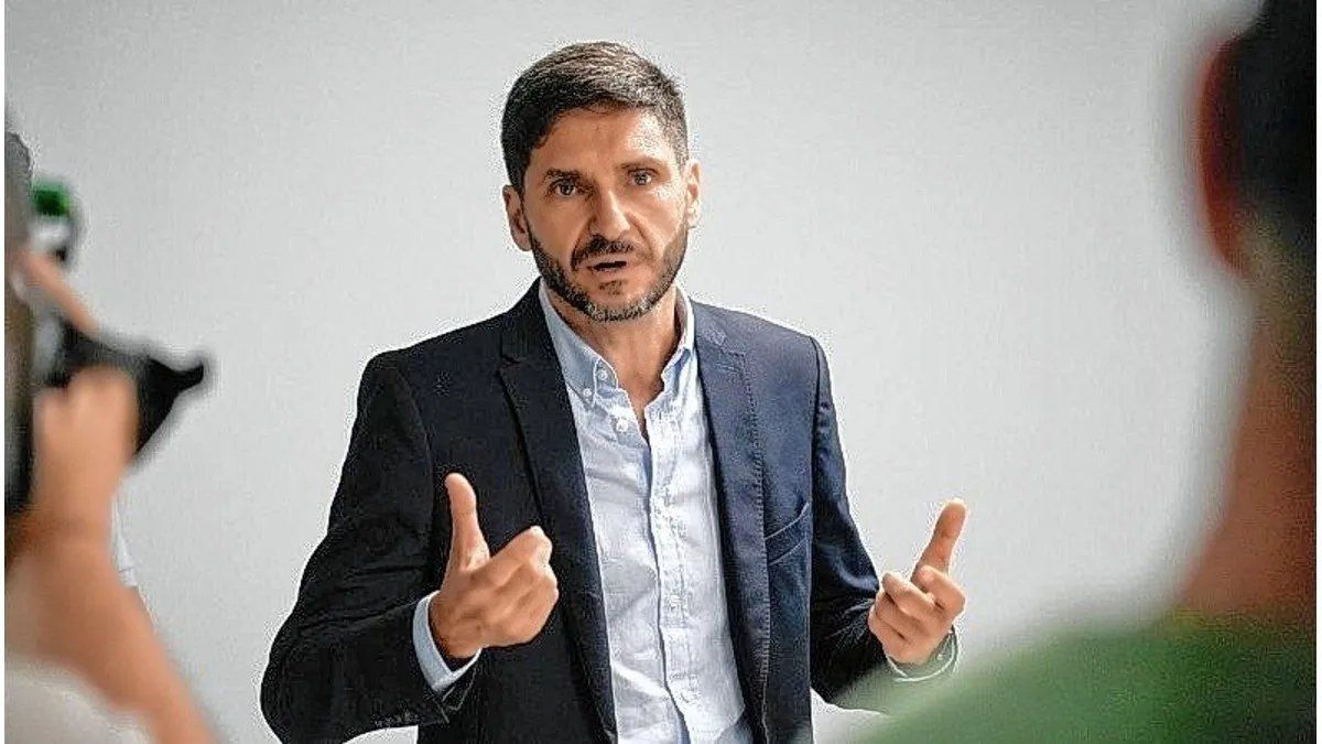 Maxi Pullaro al ataque pero las contradicciones en su alianza imponen prestar atención. Maxi Pullaro al ataque pero las contradicciones en su alianza imponen prestar atención.