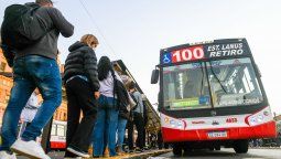 El paro de colectivos fue anunciado por la UTA y se extenderá hasta el jueves 13/10 inclusive.