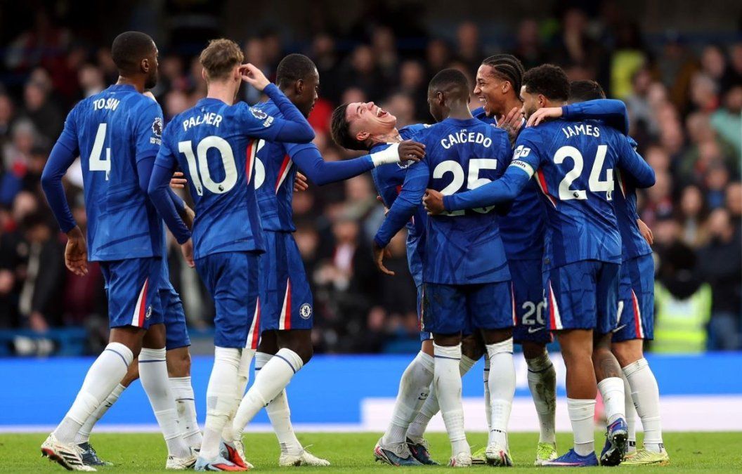 Enzo Fernández perdería a uno de sus compañeros del Chelsea que emigraría al Manchester United.