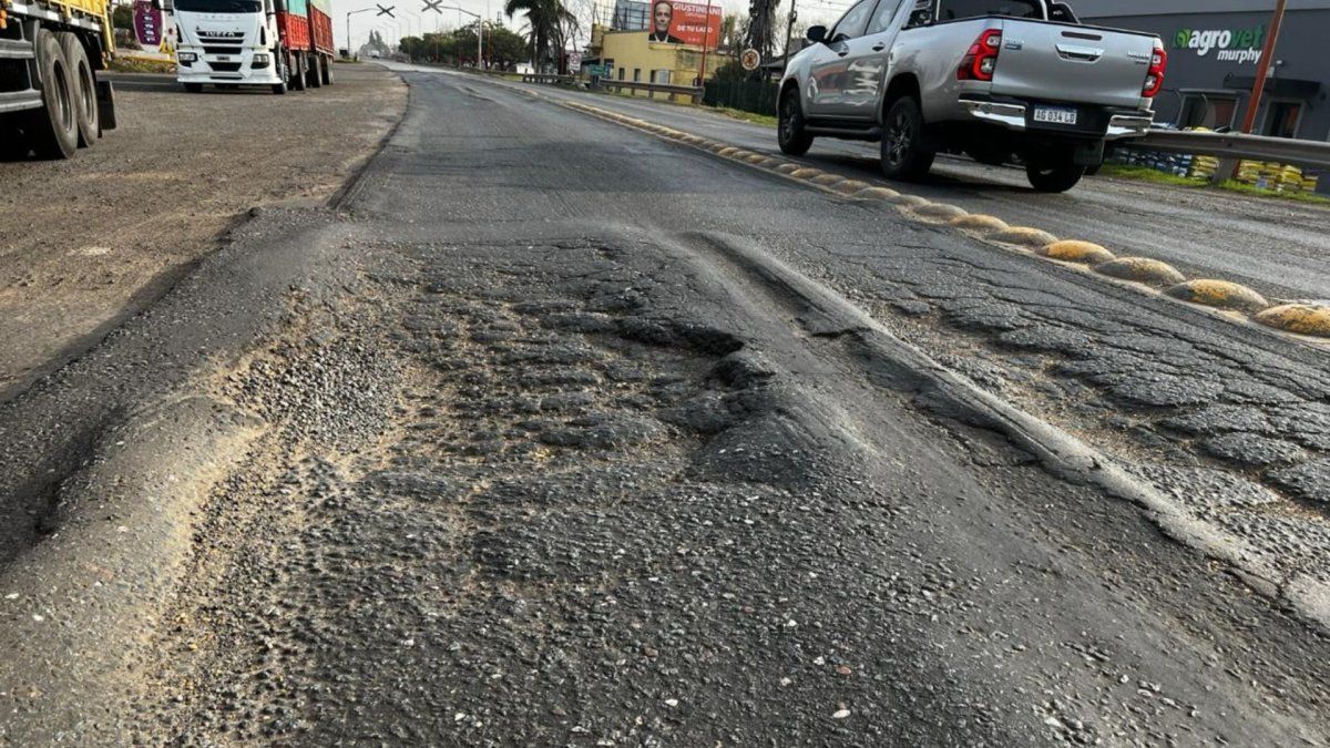 Deplorable el estado de las rutas en Argentina. Deplorable el estado de las rutas en Argentina. 