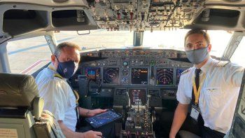 Flybondi despliega sus planes para incorporar personal en 2022 Flybondi despliega sus planes para incorporar personal en 2022