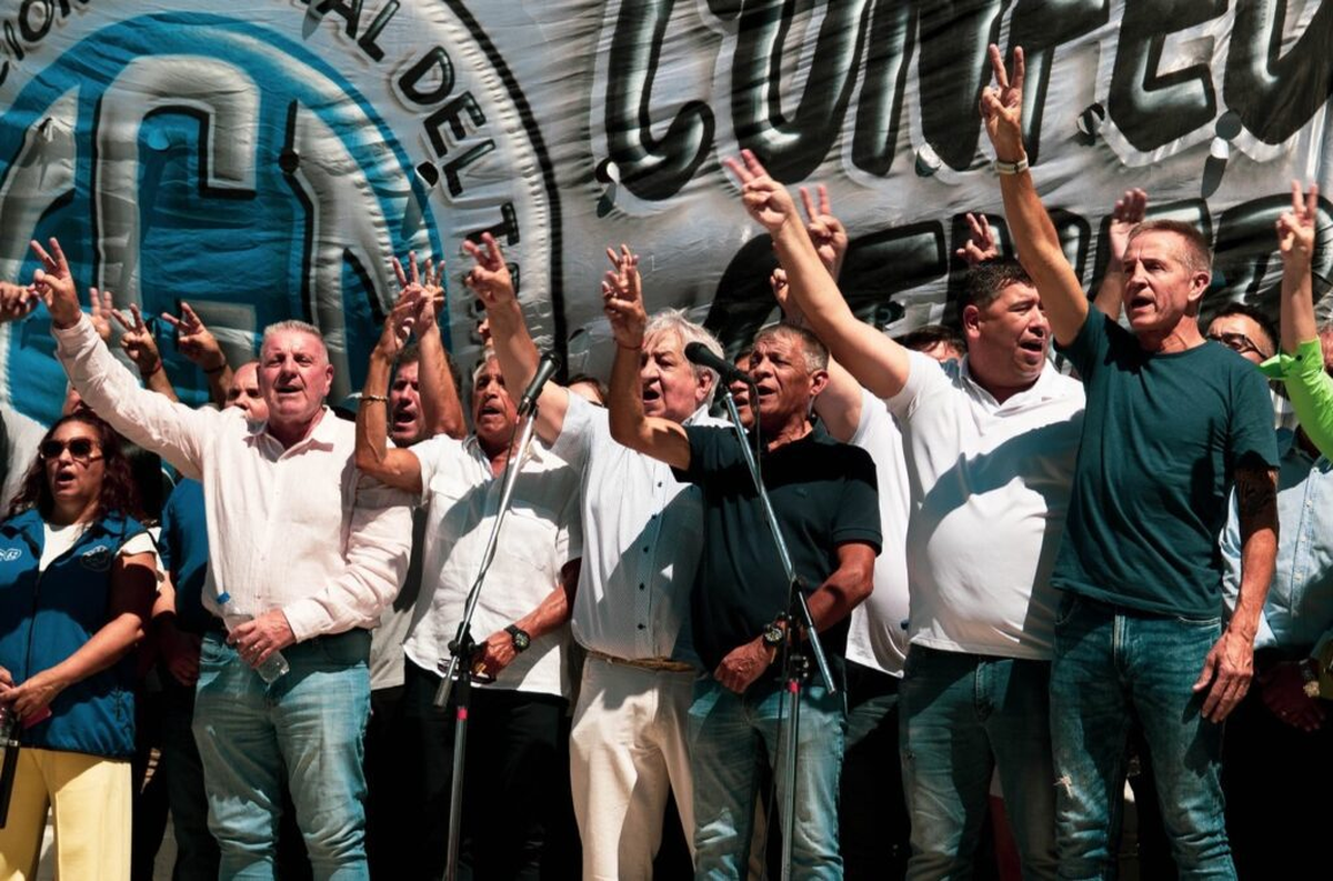 La CGT cree que puede frenar artículos de la Reforma Laboral como lo hizo con la Ley Ómnibus. La CGT cree que puede frenar artículos de la Reforma Laboral como lo hizo con la Ley Ómnibus.