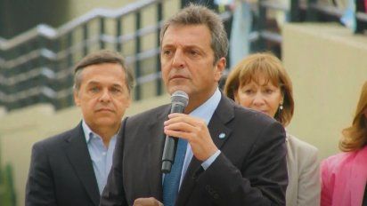 Tras acuerdo con bancos, Sergio Massa apuntala el consumo