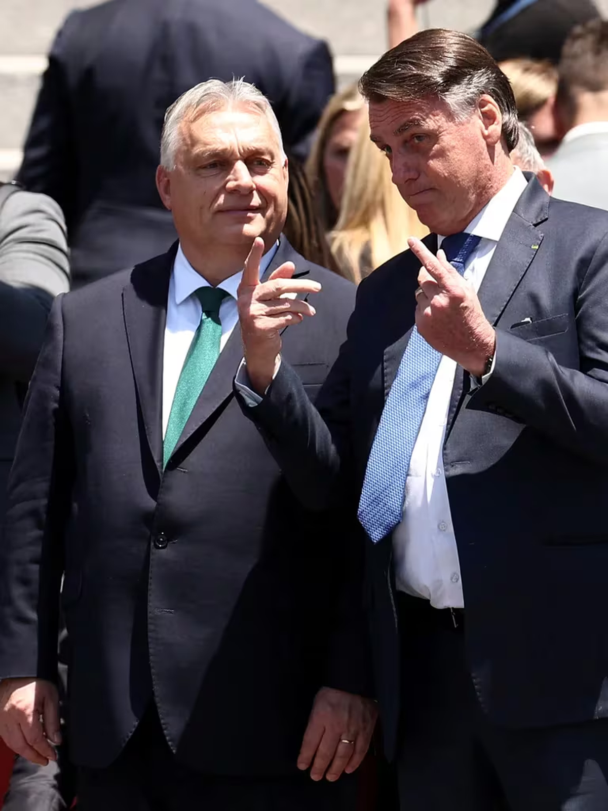 El primer ministro húngaro, Viktor Orbán, y el ex presidente de Brasil, Jair Bolsonaro, asisten a la toma de posesión de Javier Milei, el 10 de diciembre de 2023 | Gentileza REUTERS El primer ministro húngaro, Viktor Orbán, y el ex presidente de Brasil, Jair Bolsonaro, asisten a la toma de posesión de Javier Milei, el 10 de diciembre de 2023 | Gentileza REUTERS