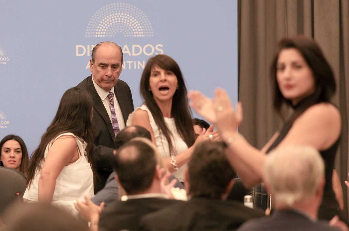 Ley Ómnibus ya comenzó a podarse.
