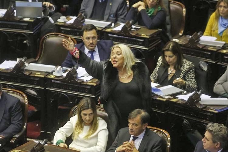 elisa carrio aborto diputados.jpg