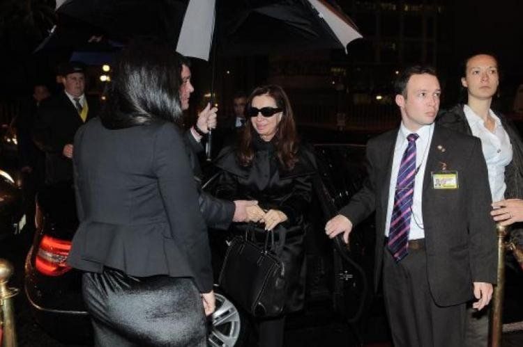 La presidente Cristina Fernández arribó a Montevideo. Foto: Julio Barcelos. Diario El País.
