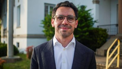 James Fishback quiere heredar a Ron DeSantis prometiendo 