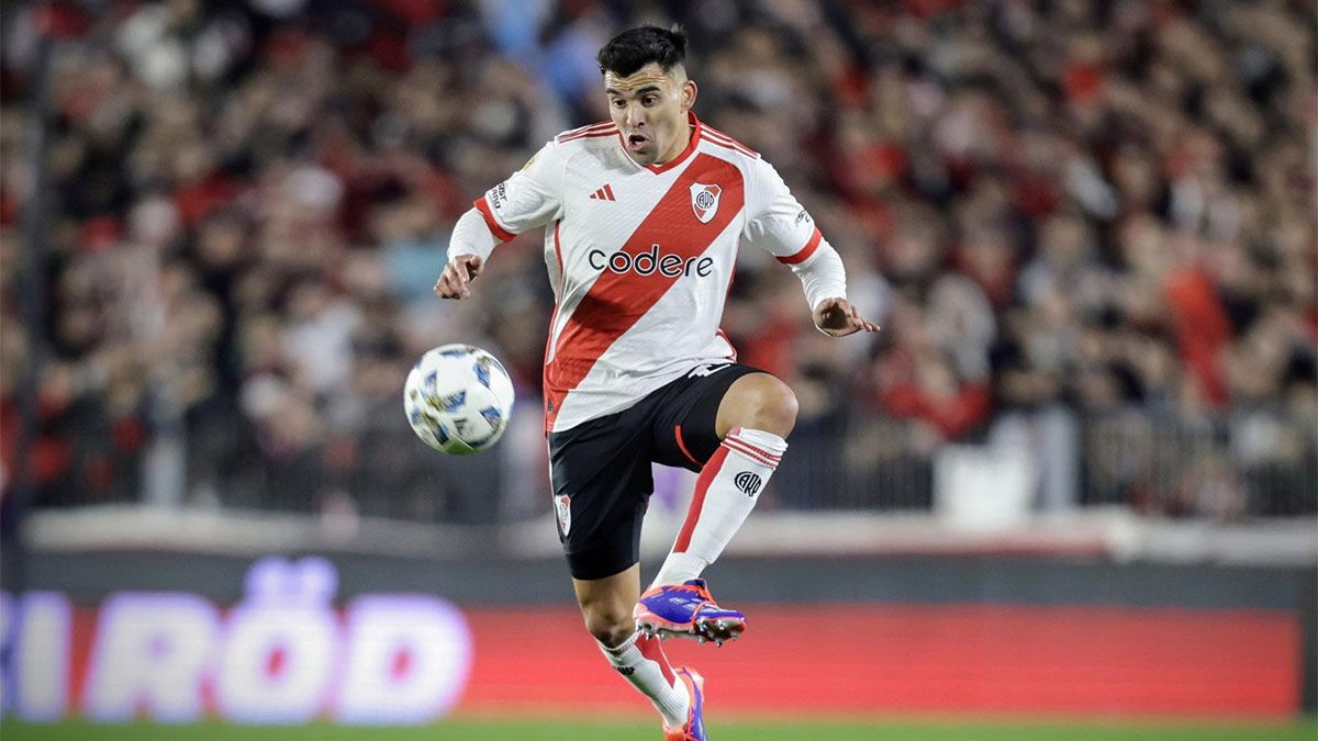 Marcos Acuña disparó contra la dirigencia de Racing tras el empate entre River y Newell’s 0-0 y los acusó de que “me ensuciaron a mí y a mi familia”. Marcos Acuña disparó contra la dirigencia de Racing tras el empate entre River y Newell’s 0-0 y los acusó de que “me ensuciaron a mí y a mi familia”.