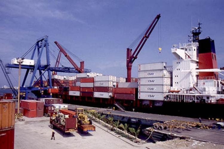 Las importaciones en 2011 subieron 31% y las exportaciones un 24%