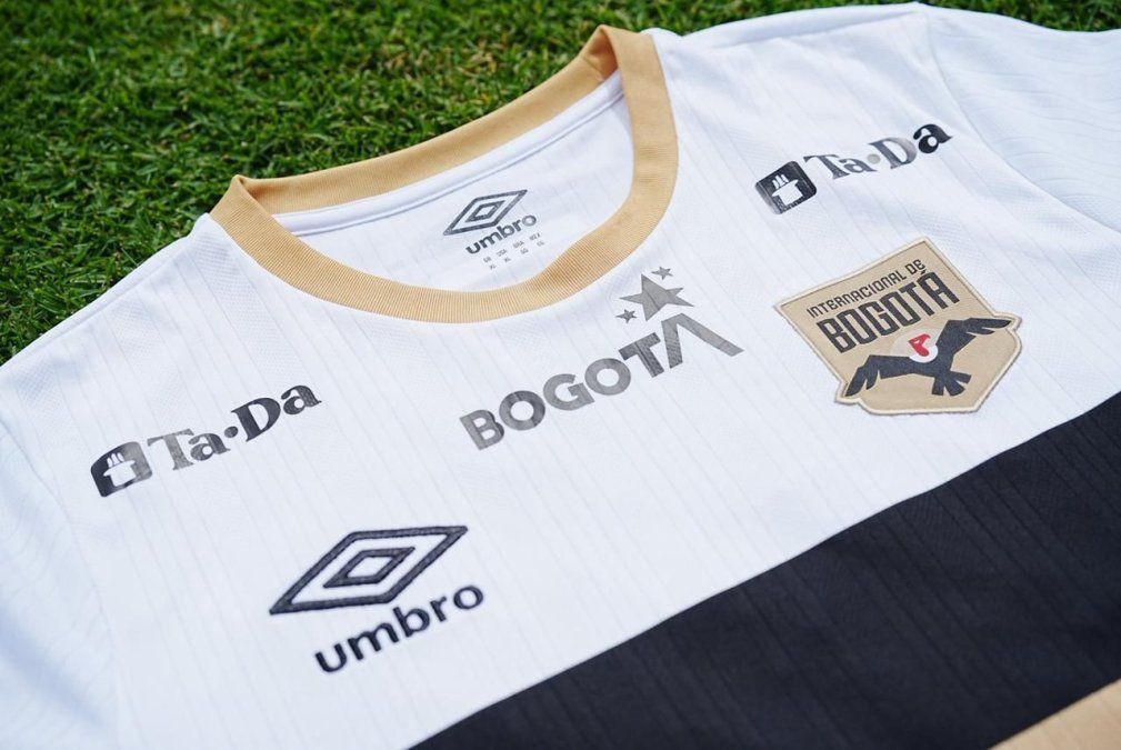 La camiseta del Internacional de Bogotá, eje de una estrategia de marca global impulsada por el grupo inversor Tylis-Porter.