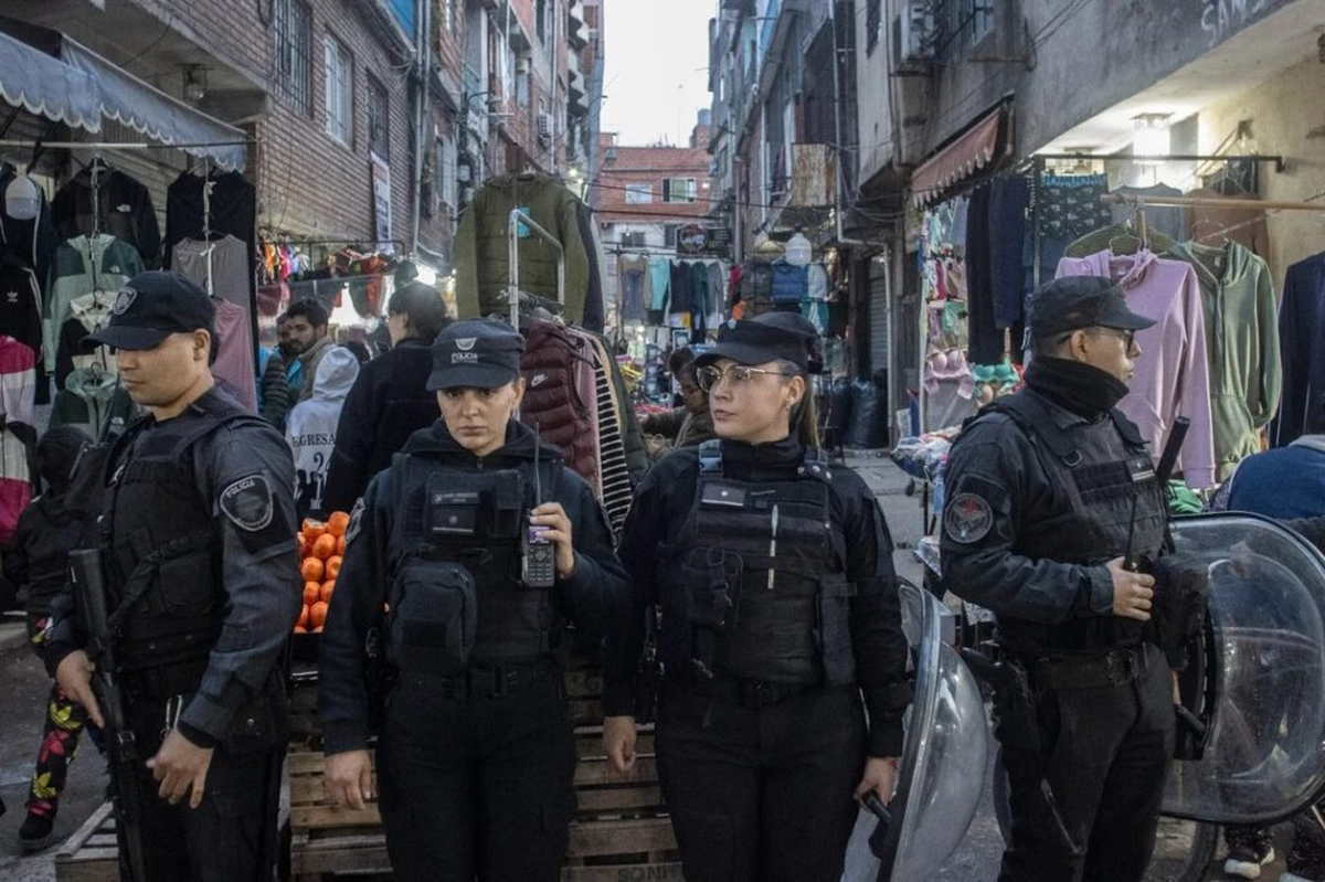 Operativo policial en Fuerte Apache y la Villa 31