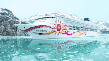 El Norwegian Sun colisionó con un pequeño iceberg en Alaska.Foto: TripAdvis El Norwegian Sun colisionó con un pequeño iceberg en Alaska.Foto: TripAdvis
