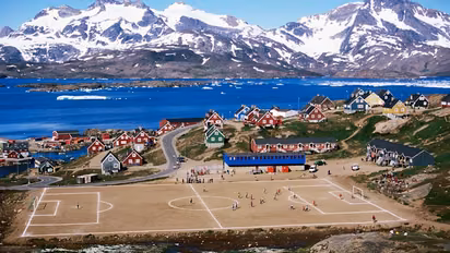 Groenlandia: conoce los extraordinarios estadios de fútbol de su insólita liga