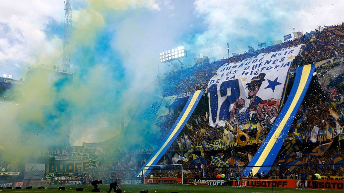 Boca fue sancionado por burlarse de River con los “fantasmas de la B” en la previa del Superclásico en “La Bombonera”. Boca fue sancionado por burlarse de River con los “fantasmas de la B” en la previa del Superclásico en “La Bombonera”.