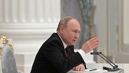 altText(Vladímir Putin textual (Lenin, URSS, Clinton, etc.))}