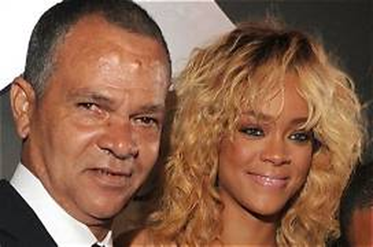 Rihanna y su padre  